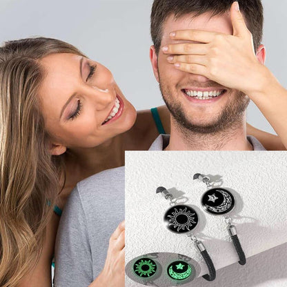 Zon & Maan -parin rannekoru yövalolla